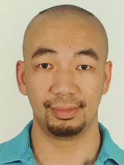 張䁱亮 Xiao Liang Zhang, Michael